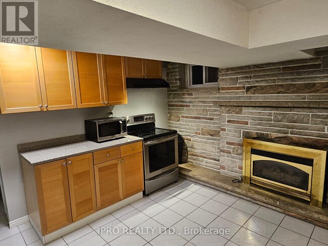 property at 2435 Callum Ave
