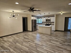 1831 E Monte Vista Rd in Phoenix, AZ - Building Photo - Building Photo