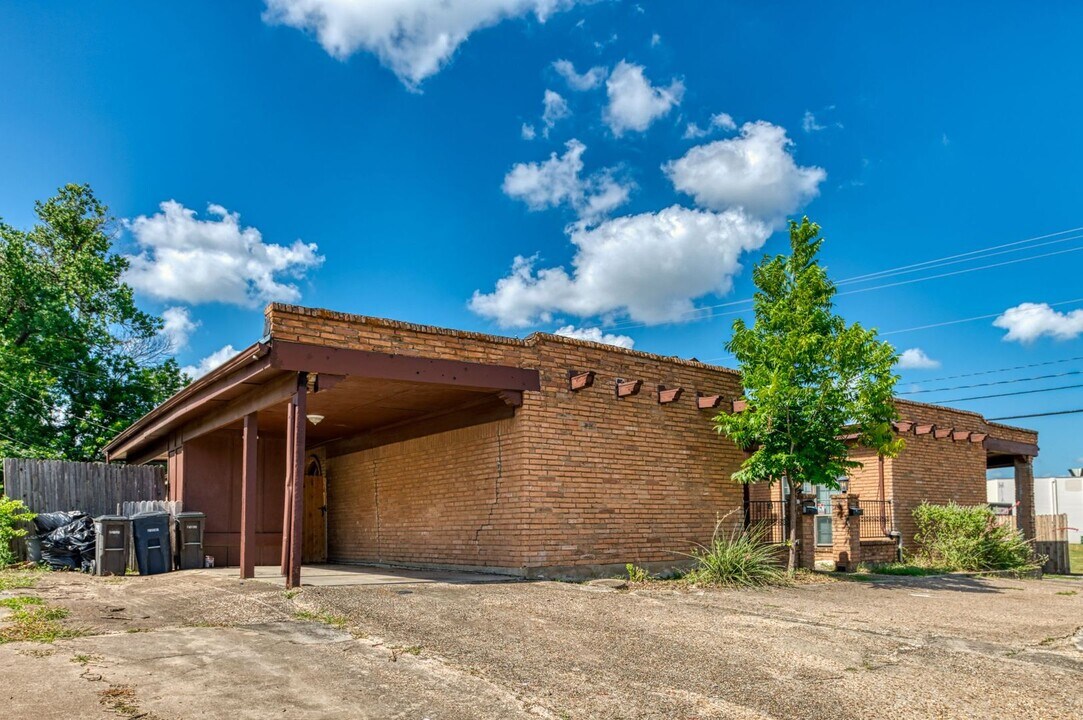 5302 Wonder Dr in Fort Worth, TX - Building Photo
