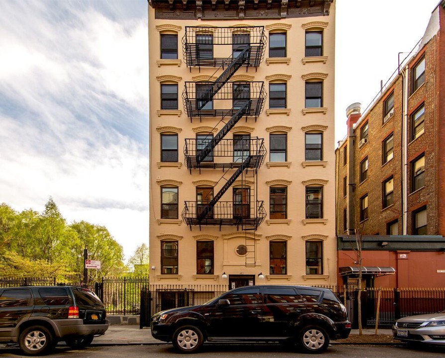 402 East 12th Street in New York, NY - Building Photo