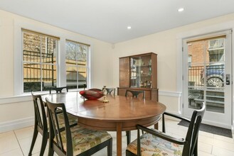 408 Putnam Ave, Unit R in Cambridge, MA - Building Photo - Building Photo