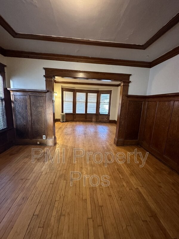 property at 2566 N 41st St