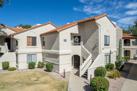 The Villages at McCormick Ranch II and IV in Scottsdale, AZ - Foto de edificio - Primary Photo