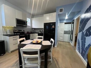 8220 NE 1st Pl in Miami, FL - Building Photo - Building Photo