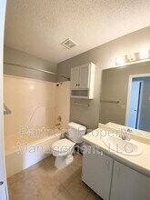 1643 N Dawn Dr in Fayetteville, AR - Building Photo - Building Photo