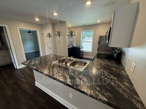 1800 Sun Valley Rd in St. Joseph, MO - Building Photo - Building Photo