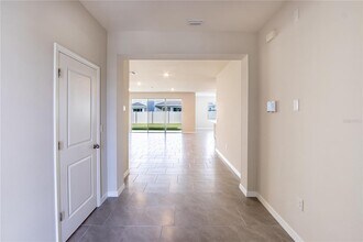32183 Conchshell Sail St in Wesley Chapel, FL - Building Photo - Building Photo