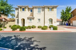 864 E Devon Rd in Gilbert, AZ - Building Photo