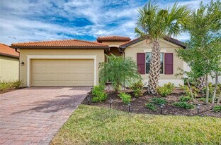 19344 Bluff Dr in Venice, FL - Building Photo