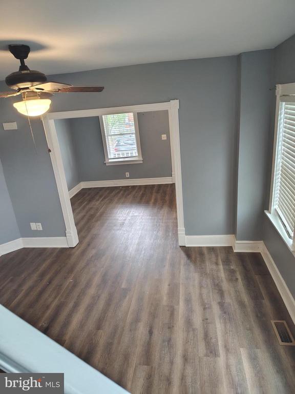 property at 232 S Illinois Ave