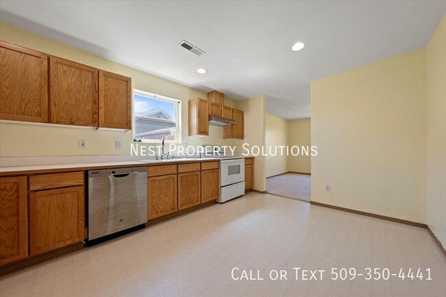 property at 1125 Alder St SW