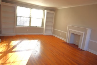 7545 Wellington Way in Clayton, MO - Foto de edificio - Building Photo