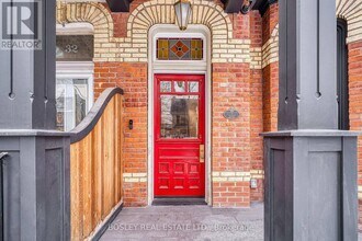 34 Beaconsfield Ave in Toronto, ON - Building Photo - Building Photo