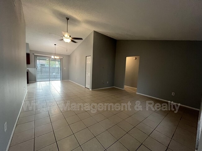 1935 Sheffield Ct in Oldsmar, FL - Building Photo - Building Photo