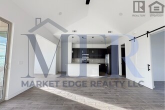 16143 E Lowden Ct in Scottsdale, AZ - Building Photo - Building Photo