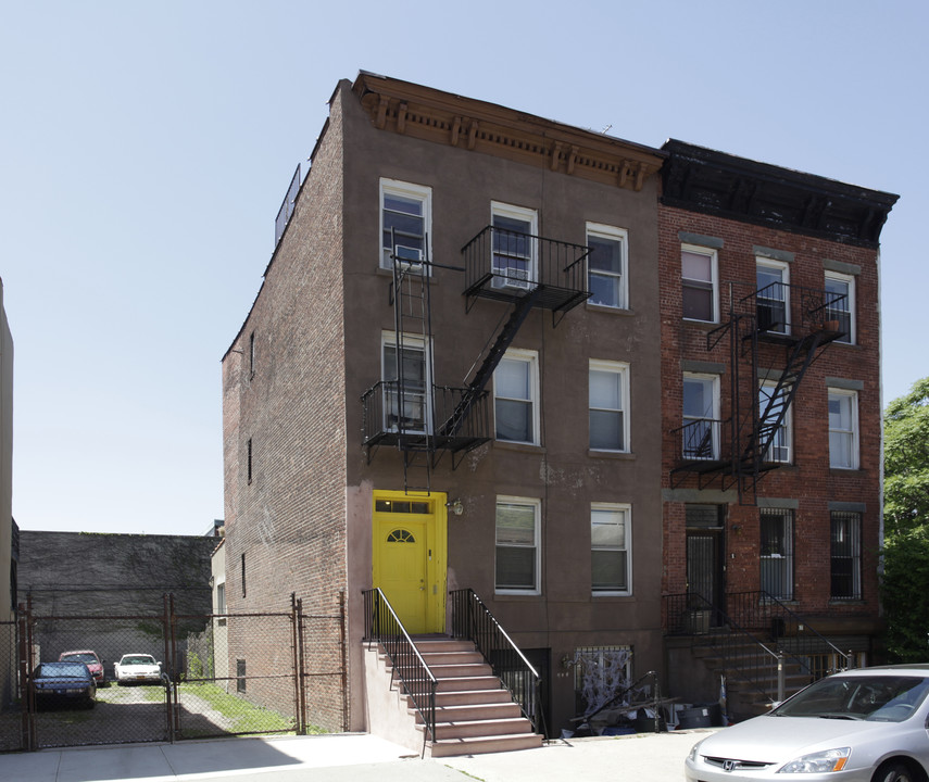 22 Carroll St in Brooklyn, NY - Foto de edificio