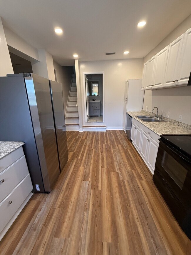 2418 Pullman Ave in Jacksonville, FL - Building Photo - Building Photo