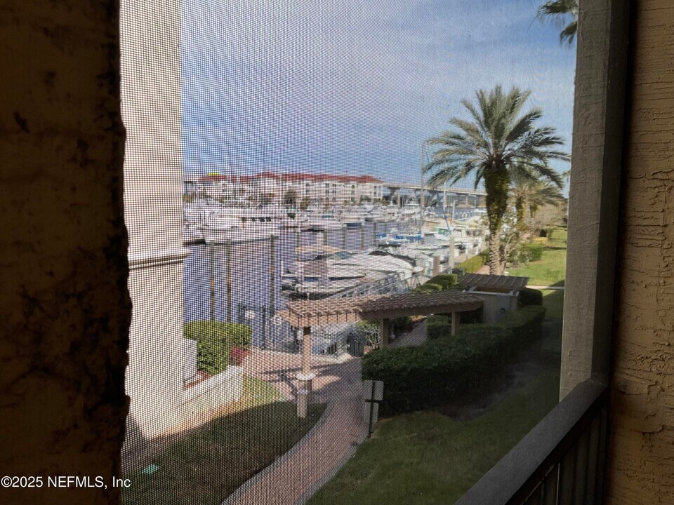 13846 Atlantic Blvd in Jacksonville, FL - Building Photo