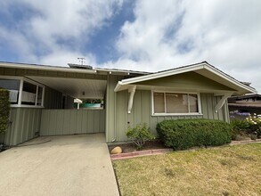 366 Appian Way in Ventura, CA - Building Photo - Building Photo