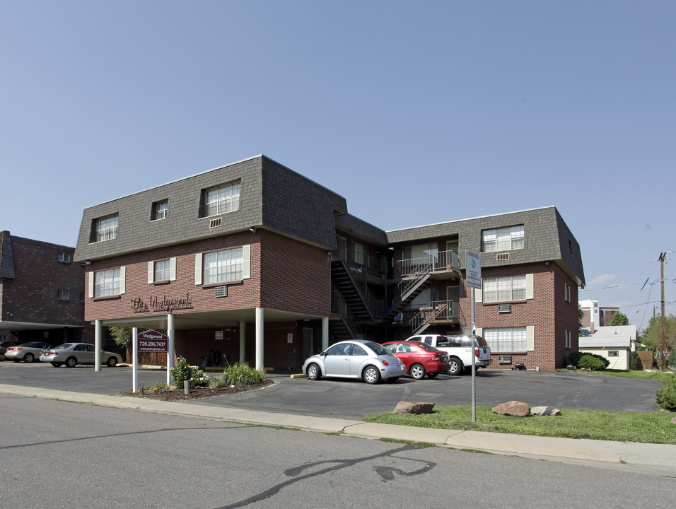 The Wedgewood in Englewood, CO - Building Photo