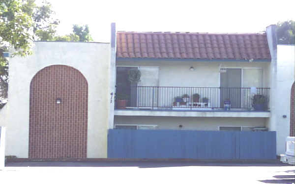 611 Emerald Ave in El Cajon, CA - Building Photo - Building Photo