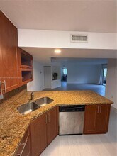 4720 NW 102nd Ave in Doral, FL - Building Photo - Building Photo