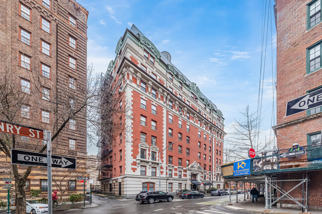 161 Henry St in Brooklyn, NY - Building Photo - Building Photo