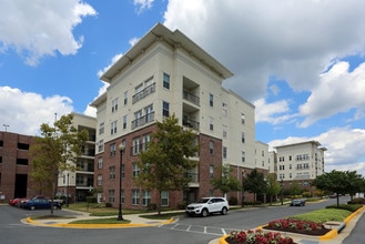 Midtown at Camp Springs in Camp Springs, MD - Foto de edificio - Building Photo