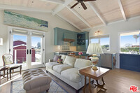 27545 Pacific Coast Hwy in Malibu, CA - Building Photo - Building Photo