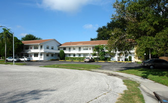 610 Sally Ln Apartments