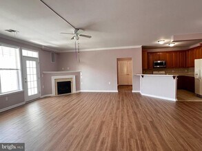 245 Masterson Ct in Ewing Township, NJ - Building Photo - Building Photo