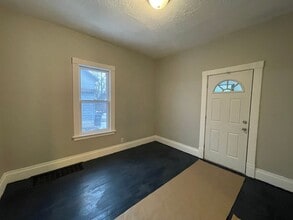 1702 Reed St in Kalamazoo, MI - Building Photo - Building Photo