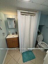 17781 E 13 Mile Rd, Unit Basement Apartment in Fraser, MI - Foto de edificio - Building Photo