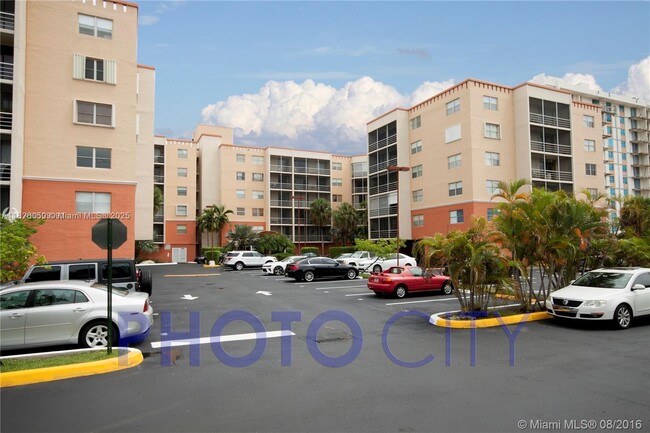 property at 2821 N Miami Beach Blvd