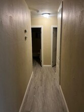 408 Wilkins St in Bakersfield, CA - Building Photo - Building Photo