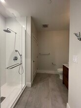103 Sumner St, Unit #213 in Boston, MA - Building Photo - Building Photo