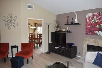 12292 Paseo Lucido in San Diego, CA - Building Photo - Building Photo