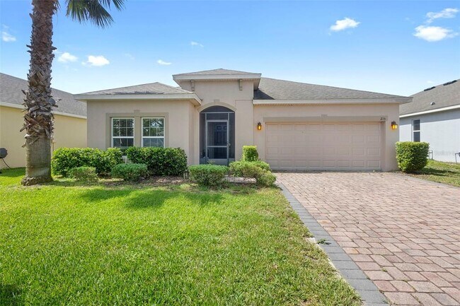 property at 215 Lakeshore Dr