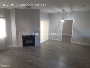 8725 W Flamingo Rd-Unit -137 in Las Vegas, NV - Foto de edificio - Building Photo