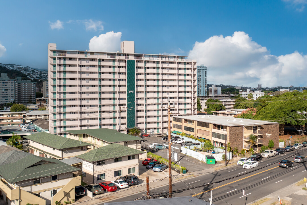 Terrace Towers in Honolulu, HI - Building Photo