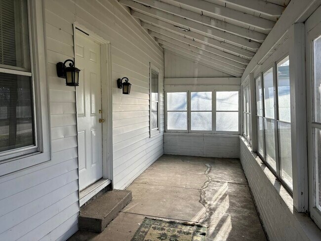 9097 E D Ave in Richland, MI - Building Photo - Building Photo