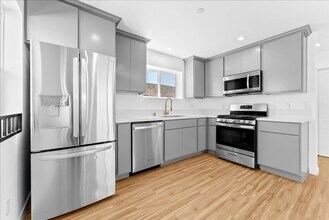 4017 1/2 Mont Clair St in Los Angeles, CA - Building Photo - Building Photo