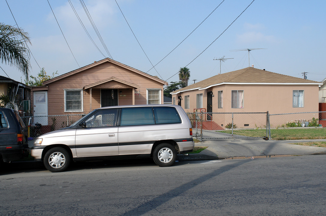 10907-10911 S Burin Ave in Inglewood, CA - Building Photo