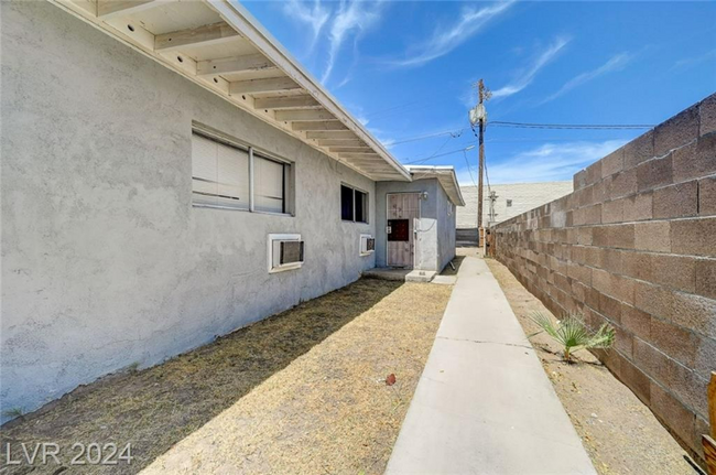 2129 Ballard Dr in Las Vegas, NV - Building Photo - Building Photo