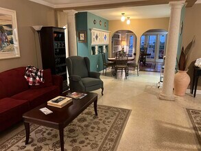 145 NE Spanish Ct in Boca Raton, FL - Building Photo - Building Photo
