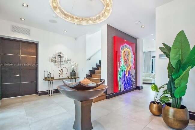2382 Alton Rd in Miami Beach, FL - Building Photo - Building Photo