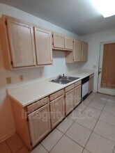 1285 Rumba Ln in Tallahassee, FL - Foto de edificio - Building Photo