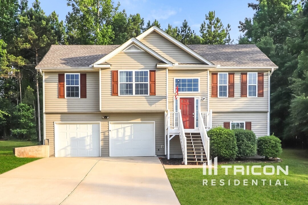 427 Courthouse Park Dr in Temple, GA - Building Photo