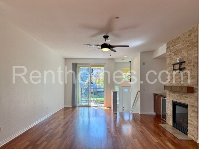 8926 Spectrum Center Blvd in San Diego, CA - Building Photo - Building Photo