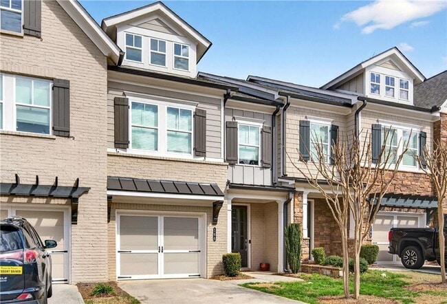 166 Bellehaven Dr in Woodstock, GA - Building Photo - Building Photo